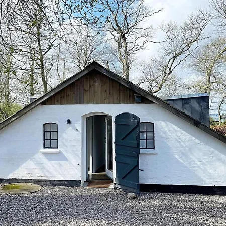 Three-bedroom In Bording 4 Aabenraa