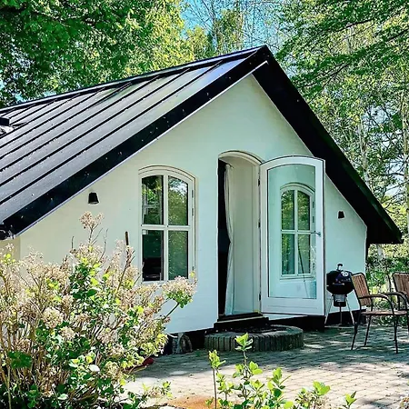 Three-bedroom In Bording 4 Aabenraa